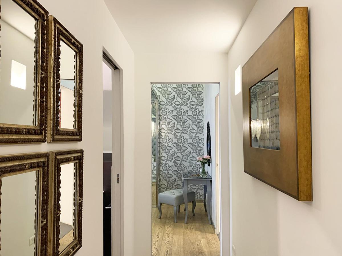 Arcasuite Tritone Luxury Rzym Zewnętrze zdjęcie